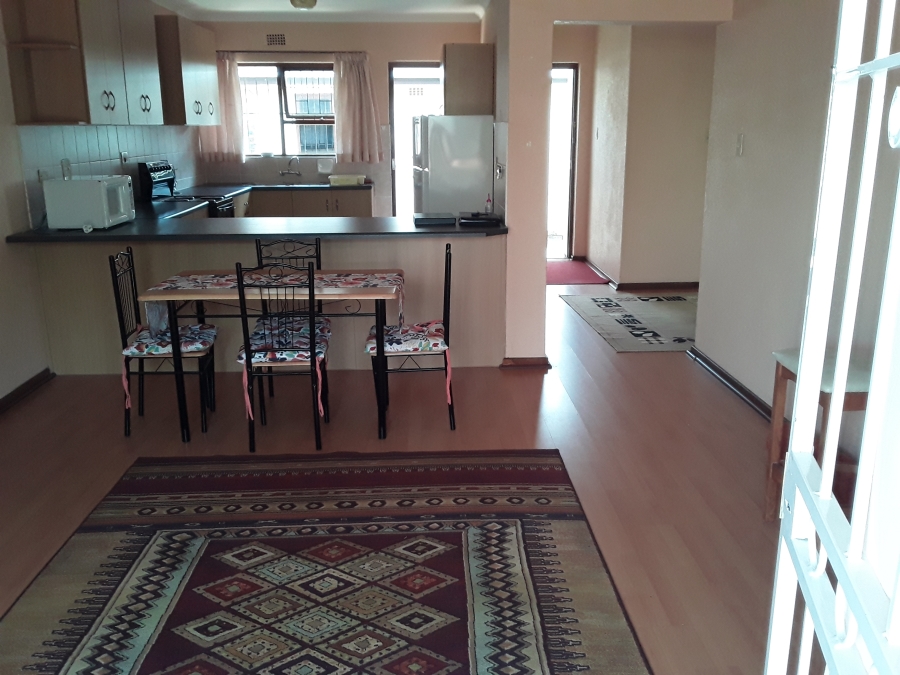To Let 3 Bedroom Property for Rent in Somerset Park Western Cape